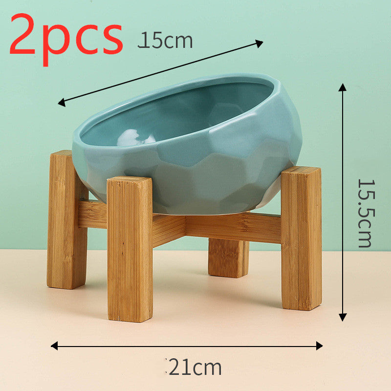 Elevated Ceramic Pet Bowl – Angled Feeding Bowl for Cats & Small Dogs