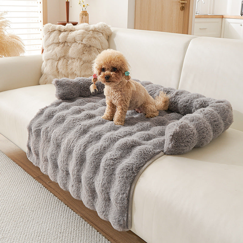 Winter Thermal Dog Mat – Thick Plush Non-Slip Pet Bed